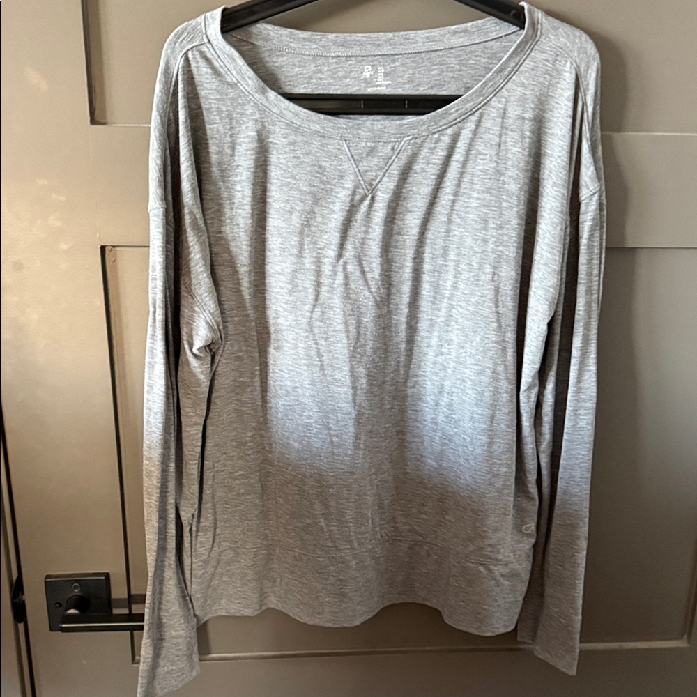 GAP Heather Gray Long Sleeve Top